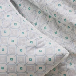 Shop WPH Southern Tide Emerald Isle Quilt Blue