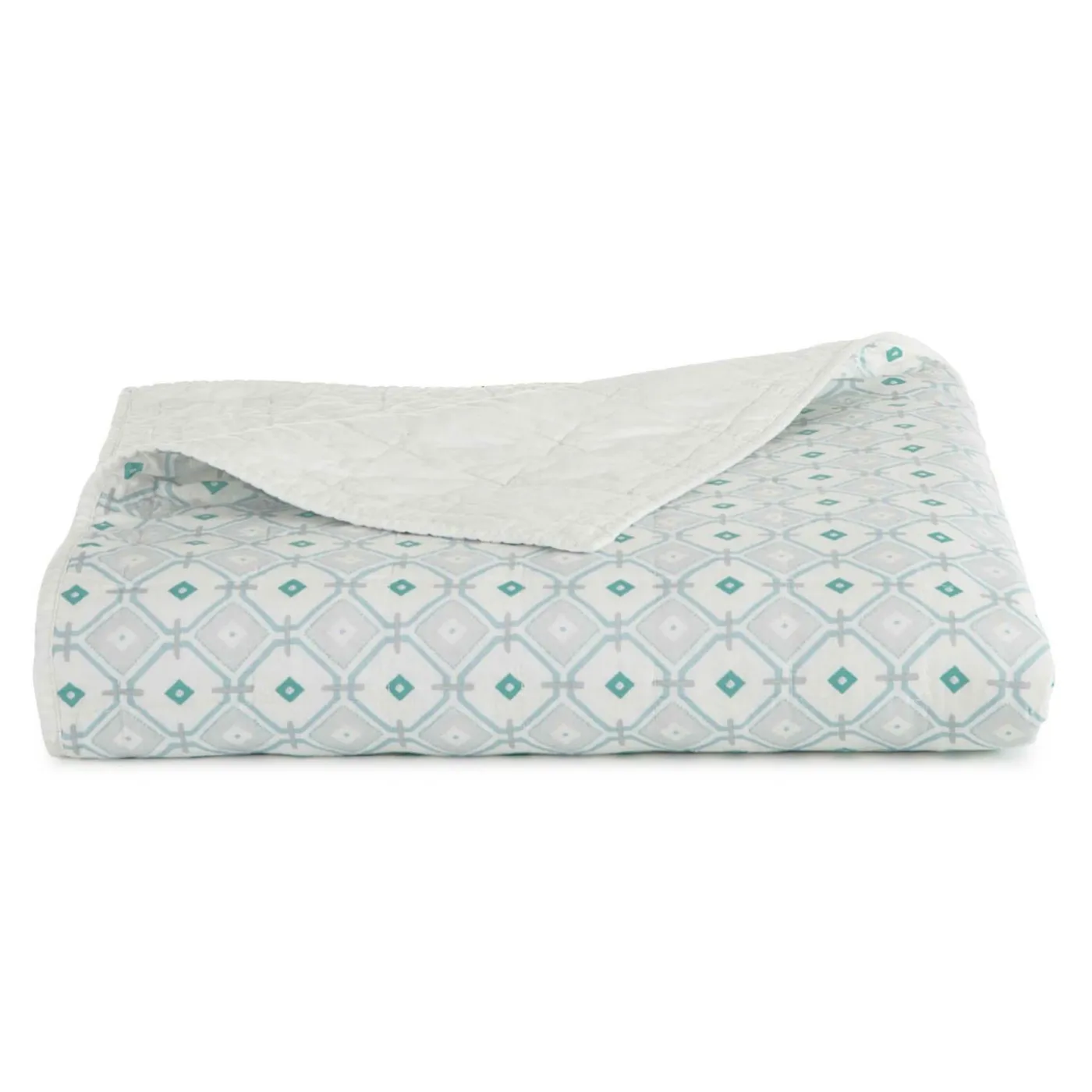 Shop WPH Southern Tide Emerald Isle Quilt Blue