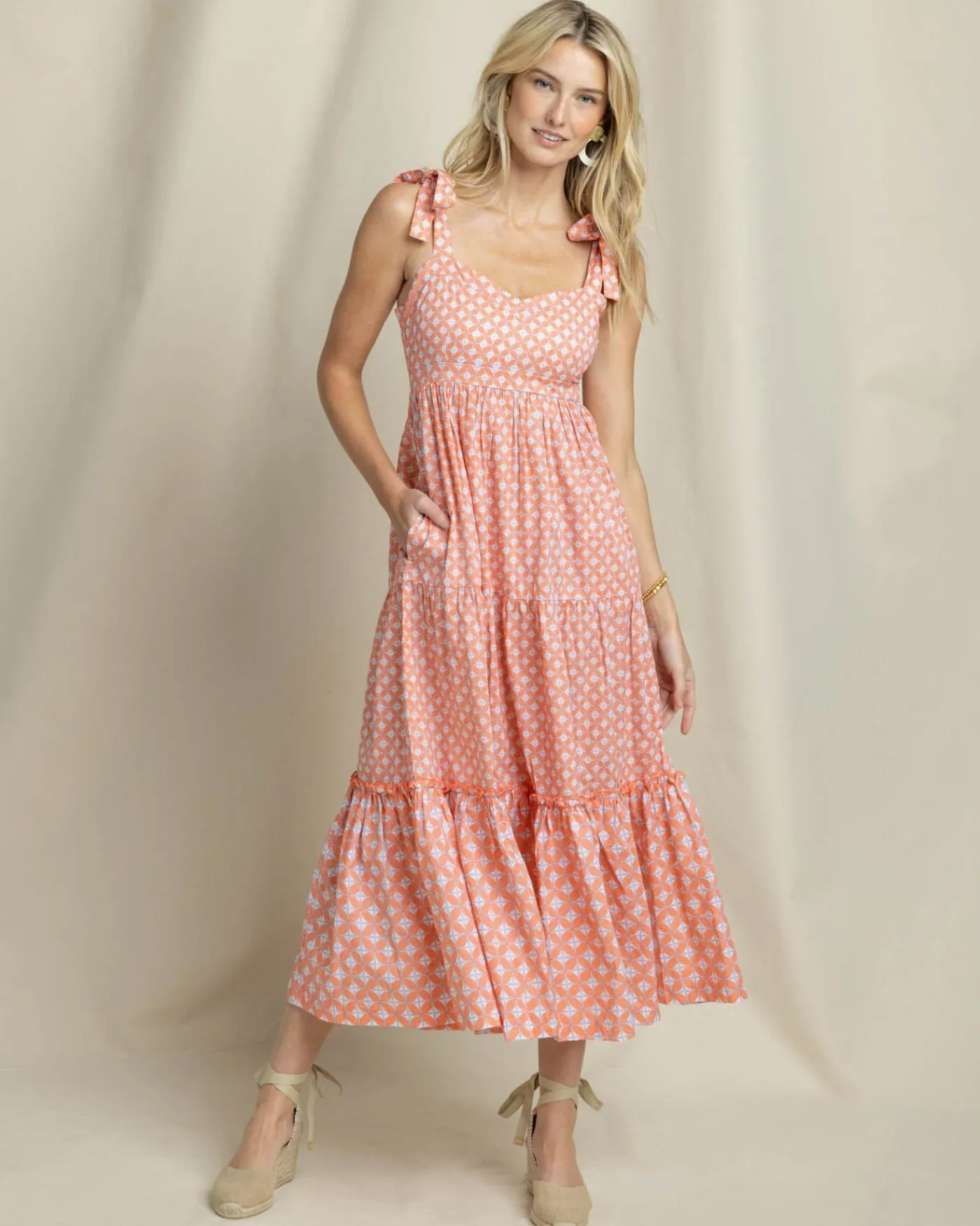 New Southern Tide Sylvi Sun Daze Geo Print Maxi Dress Conch Shell